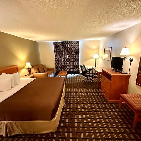 Fairbridge Inn & Suites - Люистън Екстериор снимка