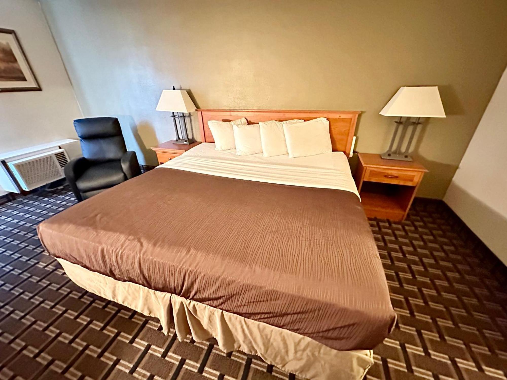Fairbridge Inn & Suites - Люистън Екстериор снимка