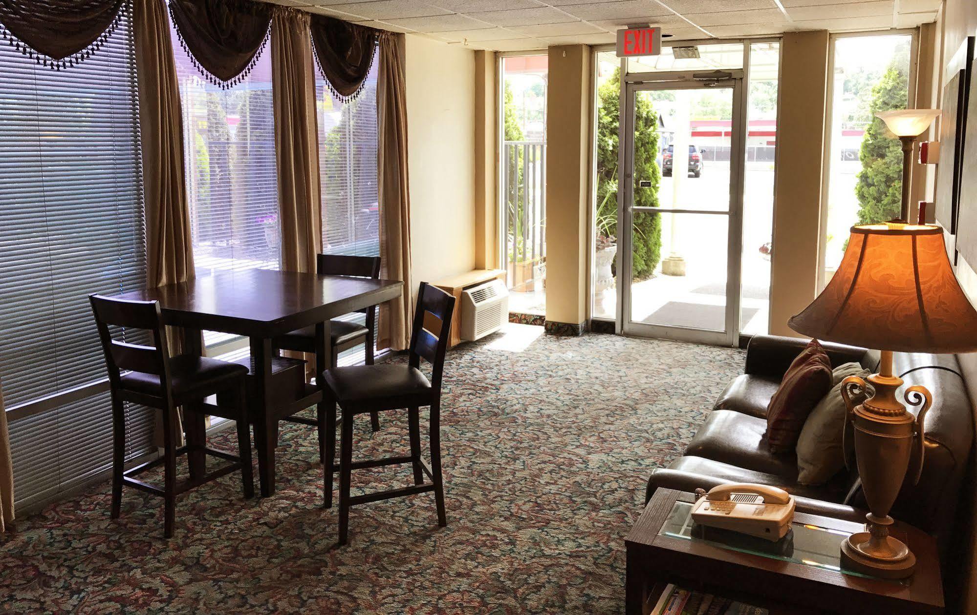 Fairbridge Inn & Suites - Люистън Екстериор снимка